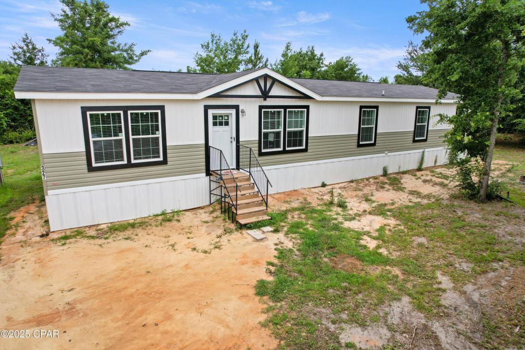 327 N Berthe Avenue, Panama City, פלורידה 32404, ארצות הברית של אמריקה