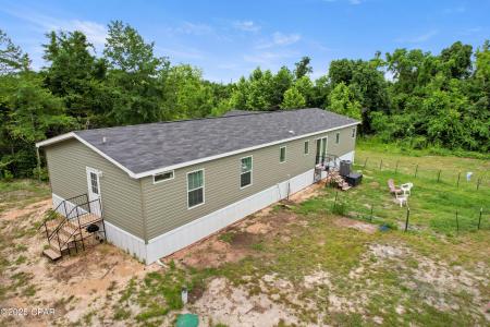 327 N Berthe Avenue, Panama City, פלורידה 32404, ארצות הברית של אמריקה