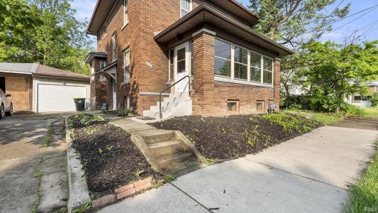 524 Byron Street, Huntington, Indiana 46750-2703