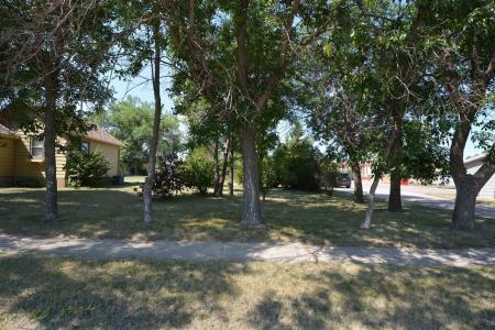 524 4th St SE, Stanley, Dakota Du Nord 58784, États-Unis