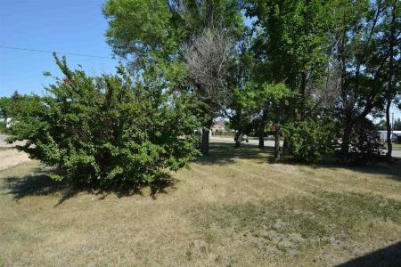 524 4th St SE, Stanley, Dakota Du Nord 58784, États-Unis