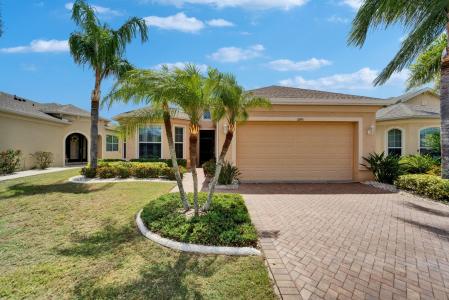 1643 Emerald Dunes Dr, Sun City Center, فلوريدا 33573, الولايات المتحدة