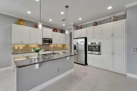 1643 Emerald Dunes Dr, Sun City Center, Floride 33573, États-Unis