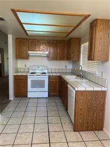 19139 Elm Drive, Apple Valley, California 92308