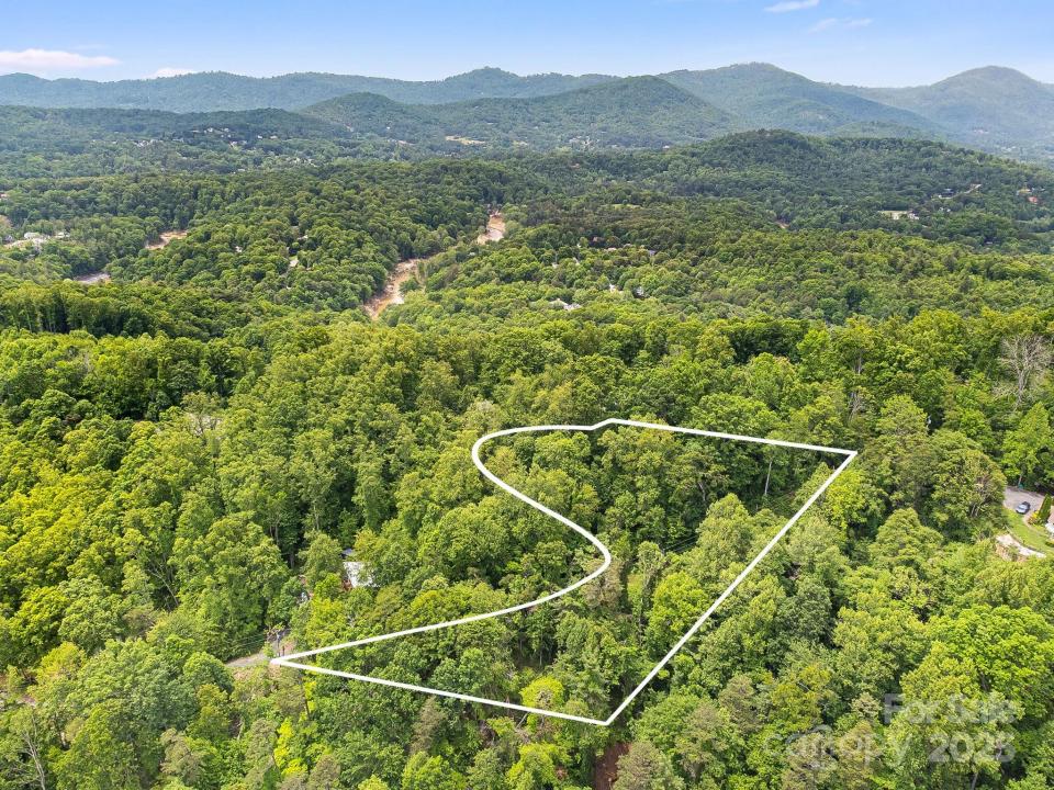 9999 Small Mountain Drive, Asheville, 北卡羅來納州 28805, 美國