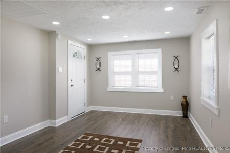 200 Pennsylvania Avenue, Fayetteville, Kuzey Karolina 28301, Amerika Birleşik Devletleri