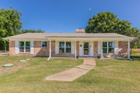 1348 Fm 434, Chilton, Texas 76632