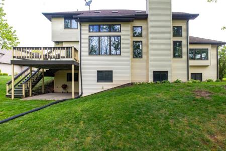 1653 Crimson Court, De Pere, Wisconsin 54115, USA
