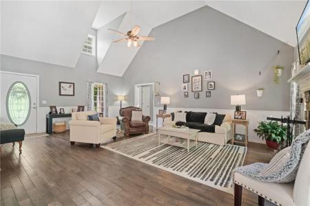 7376 Bates Drive, Cumming, Georgia 30040, Estados Unidos