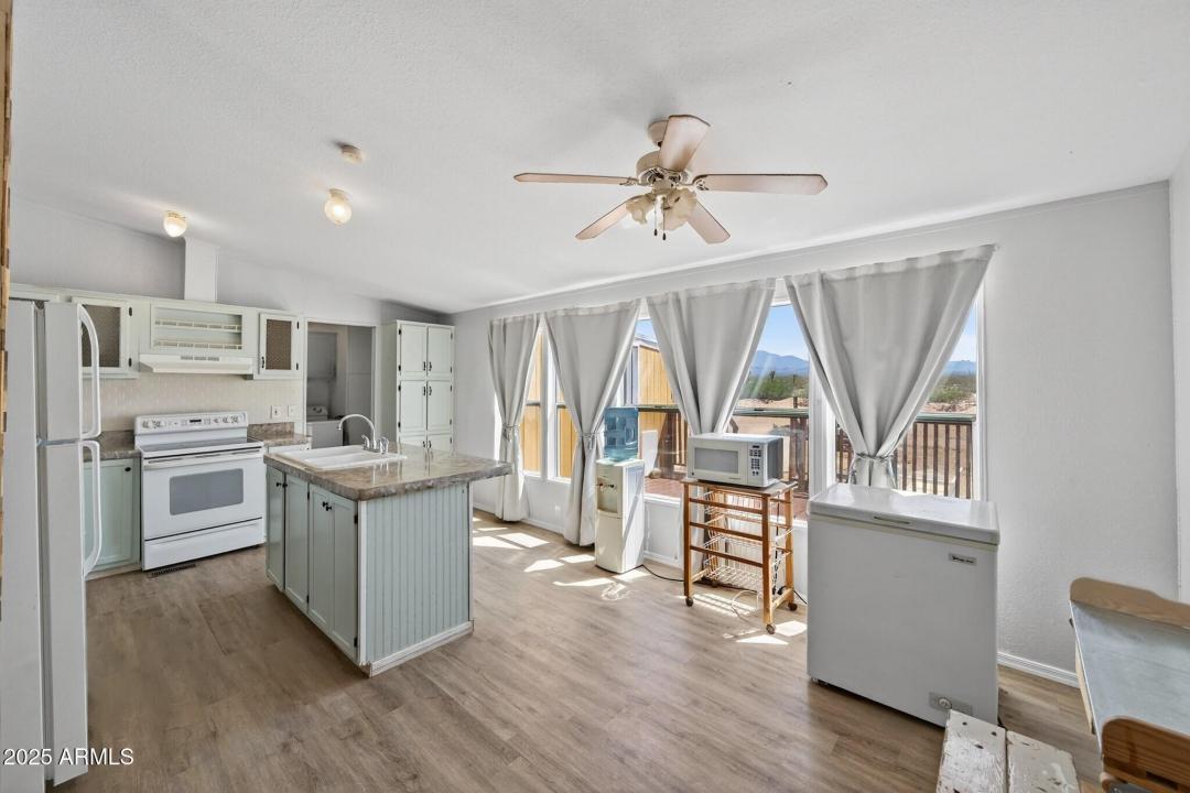 19532 S Lone Ranger Road, Yucca, Arizona 86438
