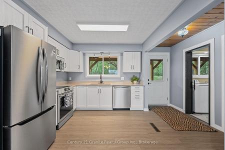 2347 KASHAGAWIGAMOG LAKE ROAD, Minden Hills, Ontario K0M 2K0, Canada