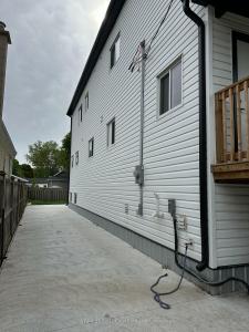263 SANDERS STREET, London East, Ontario N5Z 2T1, Canada