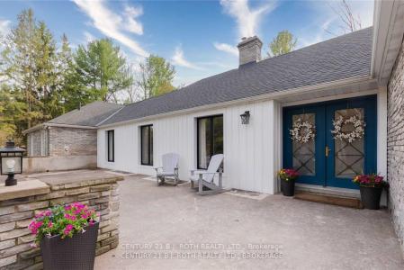 3274 LIAH LANE, Innisfil, Ontario L9S 2B4, Canada