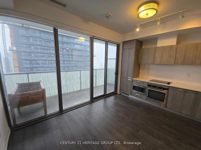 50 CHARLES STREET E, Toronto, Ontario M4Y 1T1, Canadá