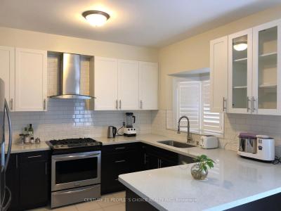 25 DENNY STREET, Ajax, Ontario L1Z 0S3, Canada