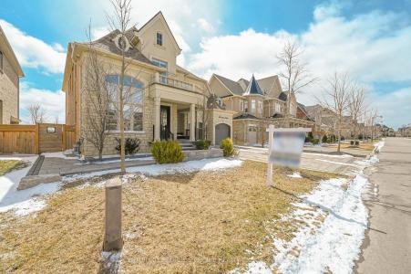 39 MUNSIE DRIVE, King, Ontario L7B 0N8, Canada