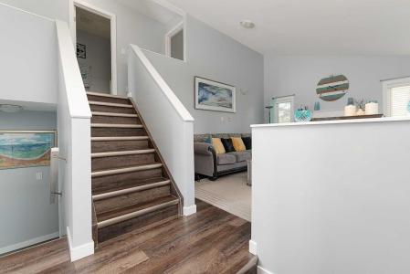 2714 56 AVENUE, Lloydminster, Alberta T9V 2C1, Canada