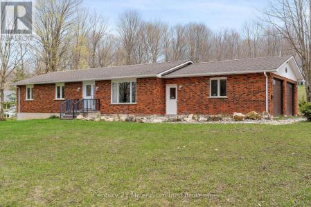 205 NAPOLEON STREET, Grey Highlands, Ontario N0C 1E0, Canada
