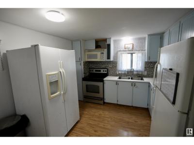 3705 1ST ST, Mallaig, Alberta T0A 2K0, Canada