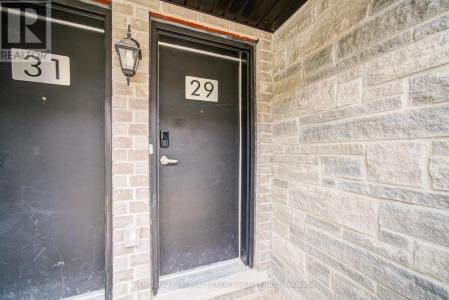 29 MAGNOLIA LANE, Barrie (innis-shore), Ontario L9J 0N9, Canada