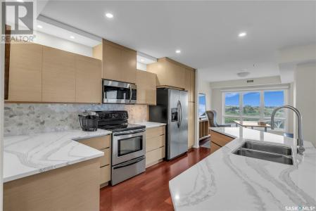 1308 902 SPADINA CRESCENT E, Saskatoon, Saskatchewan S7K 0G8, Canada