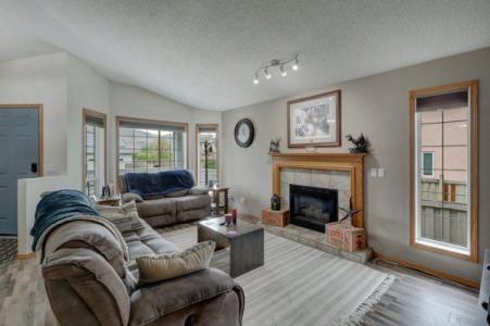 48 WILLOW POINT, Drumheller, 阿爾伯塔 T0J 0Y5, 加拿大