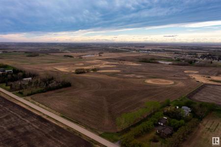 RANGE ROAD 283 TWP 35, Innisfail, Alberta T4G 0M4, Canadá