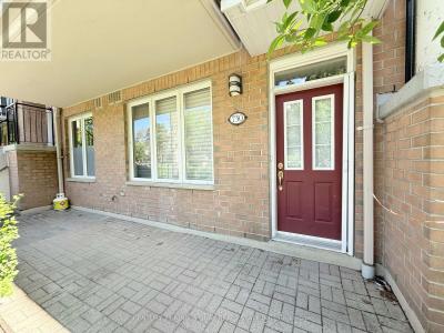 730 GRANDVIEW WAY, Toronto (willowdale East), Ontario M2N 6V5, Kanada