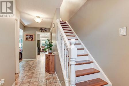 395 SPRINGBANK AVENUE NORTH, Woodstock (woodstock - North), オンタリオ N4T 1L1, カナダ