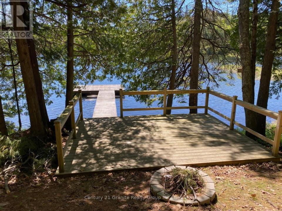 1037 ROTUNDA DRIVE, Highlands East (glamorgan), Ontario K0M 1R0, Canada