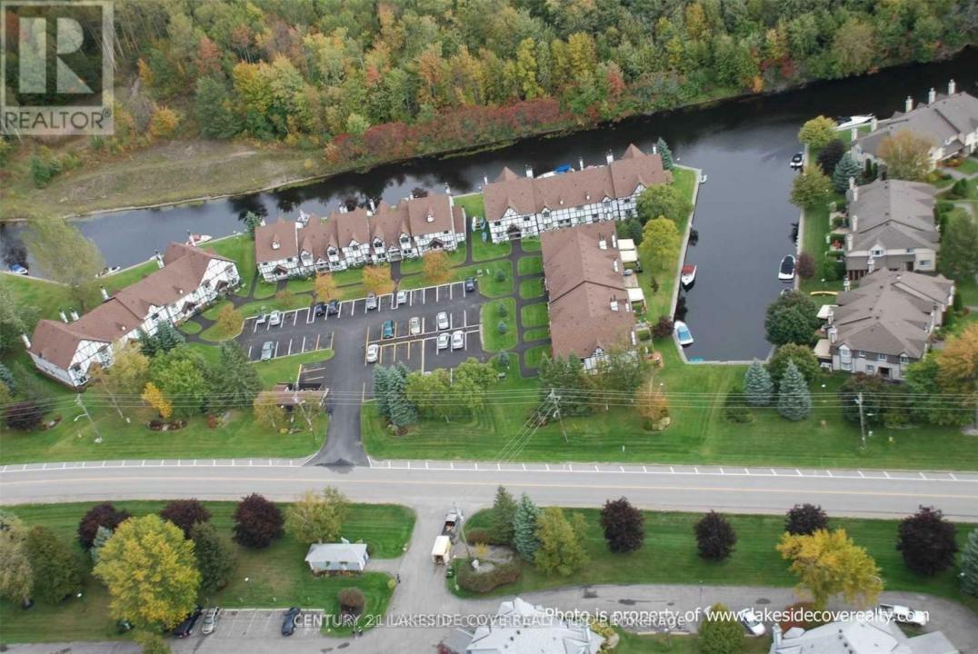 31 LAGUNA PARKWAY, Ramara (brechin), Ontario L0K 1B0, Canadá