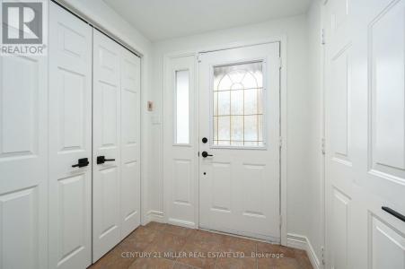 30 NELSON STREET, Oakville (br Bronte), Ontario L6L 3H6, Canada