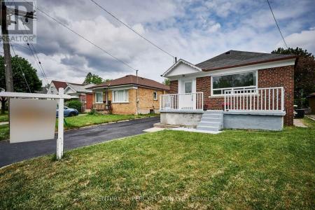 19 LYNVALLEY CRESCENT, Toronto (wexford-maryvale), Ontario M1R 2V1, Canada