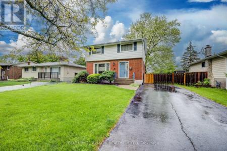 101 MEREDITH DRIVE, St. Catharines (carlton/bunting), Ontario L2M 6C5, Canada