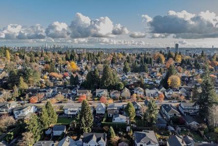 246 OSBORNE AVENUE, New Westminster, Kolumbia Brytyjska V3L 1Y8, Kanada