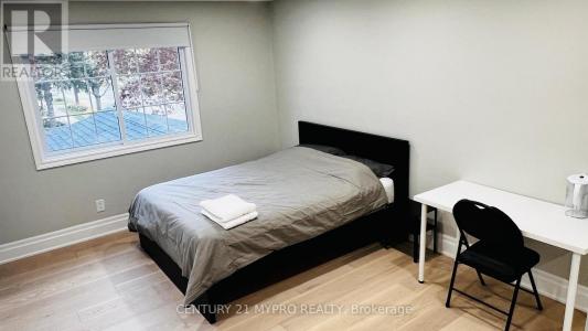 200 TIMBERBANK BOULEVARD, Toronto (l'amoreaux), Ontario M1W 2A3, Canada