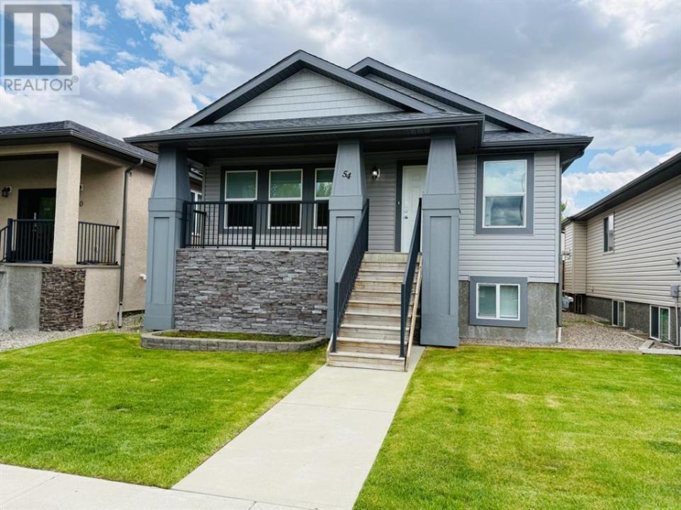 54 SUNRIDGE BOULEVARD WEST, Lethbridge, 阿爾伯塔 T1J 0T4, 加拿大