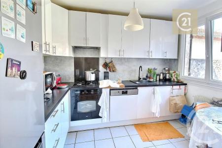 Livry Gargan, Île-de-France 93190, France