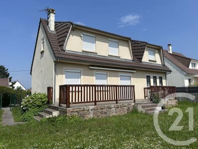 St Maximin, Picardie 60740, France