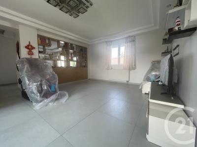 St Maximin, Picardie 60740, France