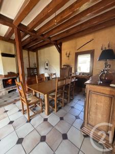 Maimbeville, Picardie 60600, צרפת