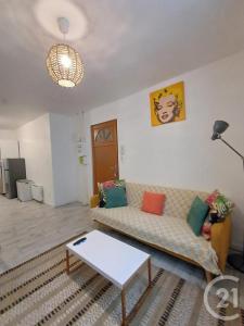 Chatellerault, Poitou-Charentes 86100, France