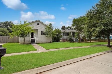 109 NORTON Avenue, Arabi, Louisiana 70032, USA