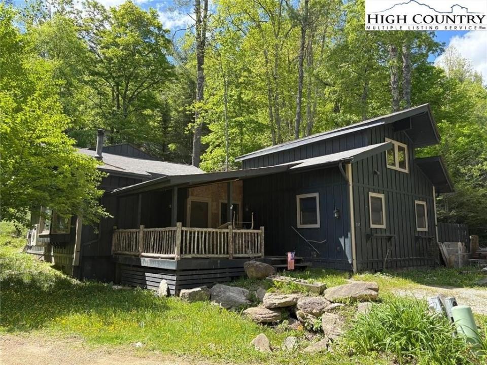 257 River Road, Newland, ノースカロライナ 28657, アメリカ合衆国