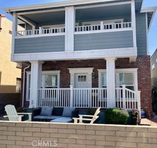 122 Roycroft Avenue #A, Long Beach, 加利福尼亚州 90803, 美国