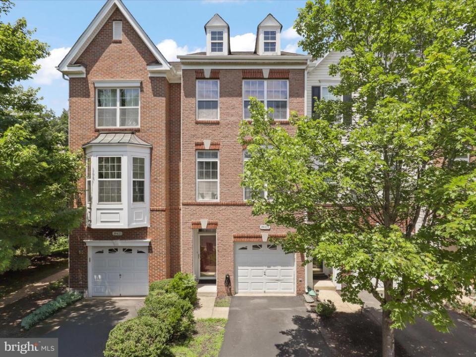 20421 Trails End Terrace, Ashburn, Virginia 20147