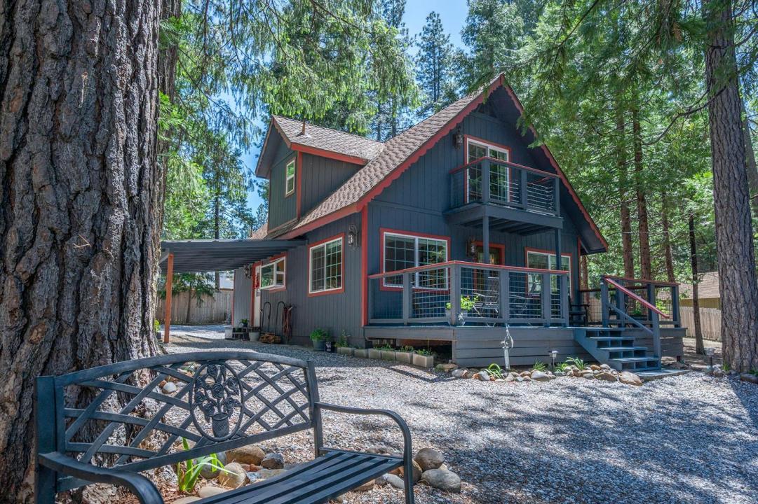 7000 Pioneer Drive, Grizzly Flats, California 95636, Estados Unidos