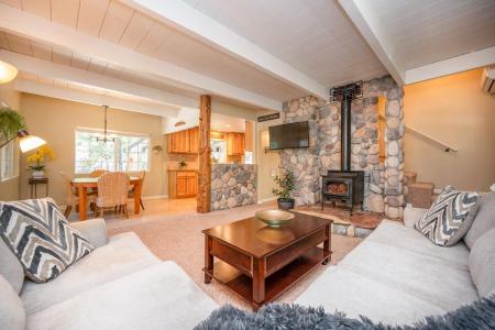 7000 Pioneer Drive, Grizzly Flats, California 95636, Estados Unidos