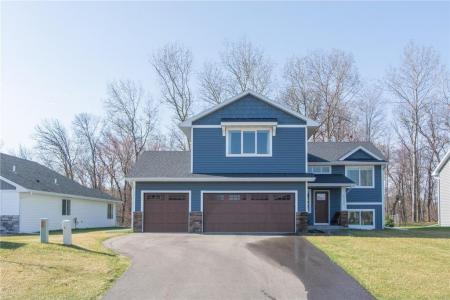 9159 Viking Street, Brainerd, Minnesota 56401