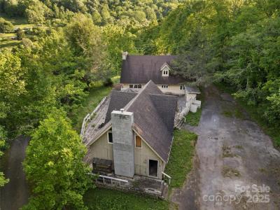 115 & 119 Timber Creek Drive, Waynesville, NC 28786, USA
